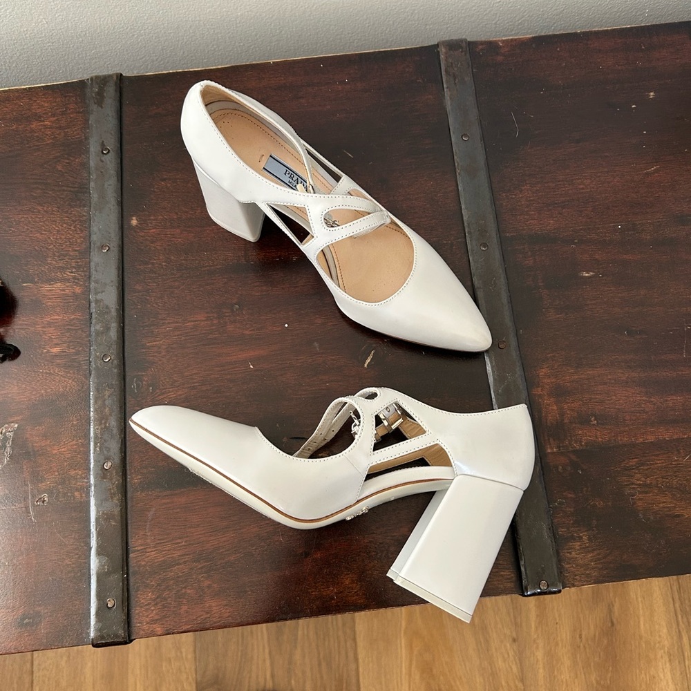 Prada Mary Jane’s SS’15 Grey Double Buckle Mary Jane Pump - used ONCE - Picture 8 of 16